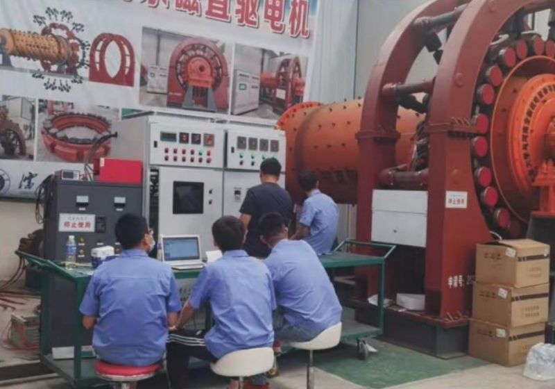 沈陽工業(yè)大學(xué)研究團(tuán)隊對永磁直驅(qū)球磨機(jī)進(jìn)行調(diào)試
