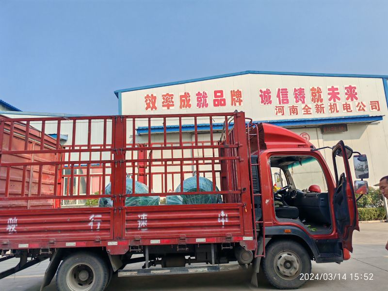 2臺(tái)245kw電機(jī)發(fā)貨