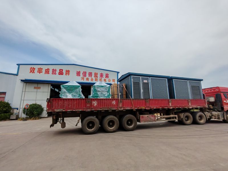 2套1250KVA箱變、630kw-6變頻電機(jī)和800kva變頻柜裝車發(fā)貨汝陽鉆井隊