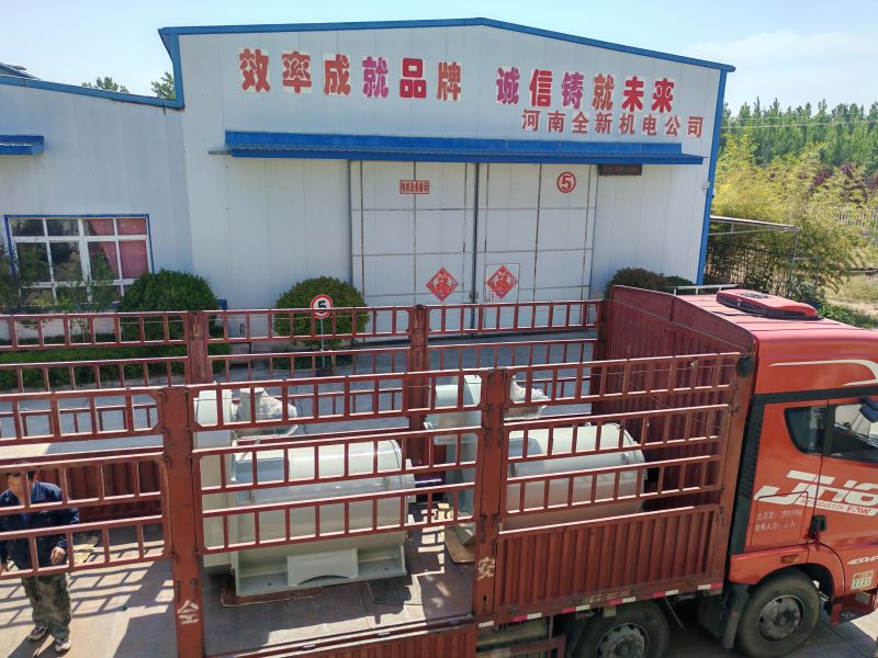 2臺YQX1250-6-1250KW-660V-60.5HZ正壓防爆電機發(fā)貨